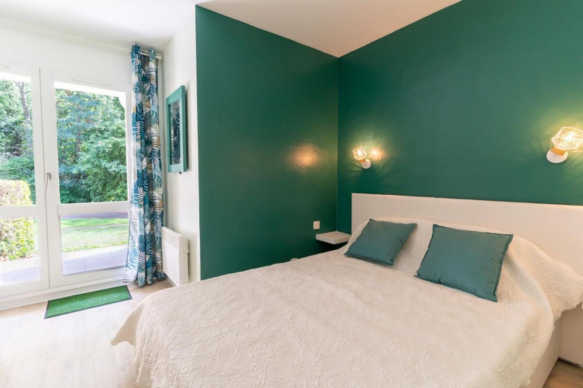Beautiful Flat With Swimming Pool Tennis Court And Private Car Parking 09 Le Touquet Exteriör bild