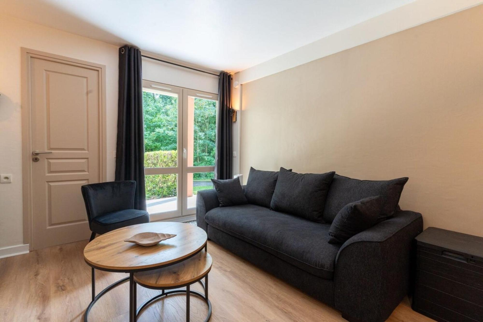 Beautiful Flat With Swimming Pool Tennis Court And Private Car Parking 09 Le Touquet Exteriör bild