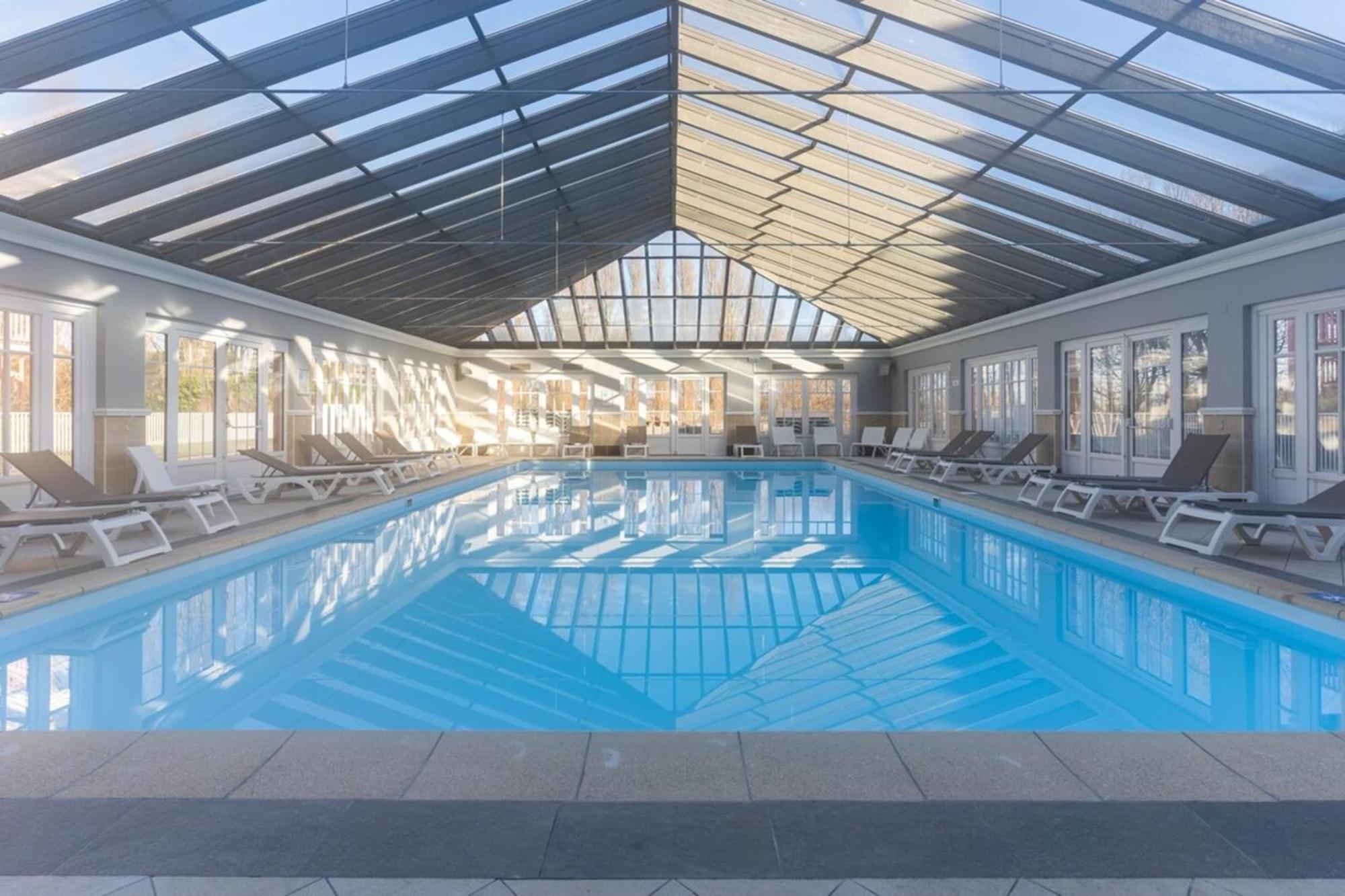 Beautiful Flat With Swimming Pool Tennis Court And Private Car Parking 09 Le Touquet Exteriör bild
